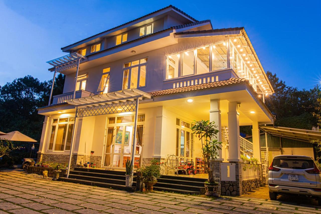 Caly Homestay Da Lat Exterior photo